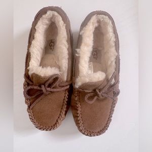 Ugg slippers